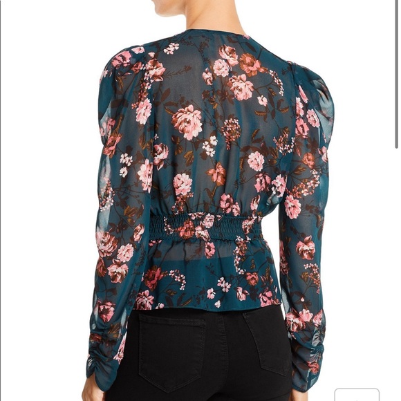 Lini puff sleeve floral smocked blouse - Picture 2 of 11